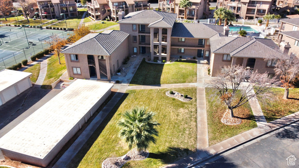 Birds eye view of property