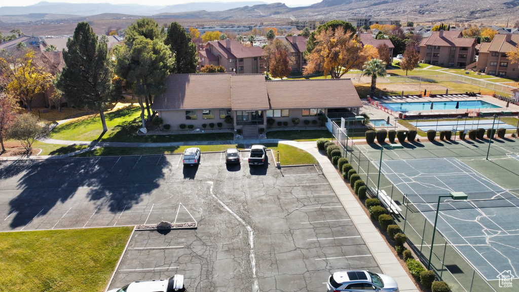 Birds eye view of property featuring a mountain view