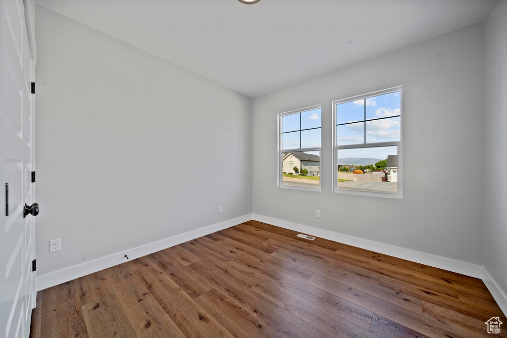 7262 N LAKE DR Lake Point, UT 84074