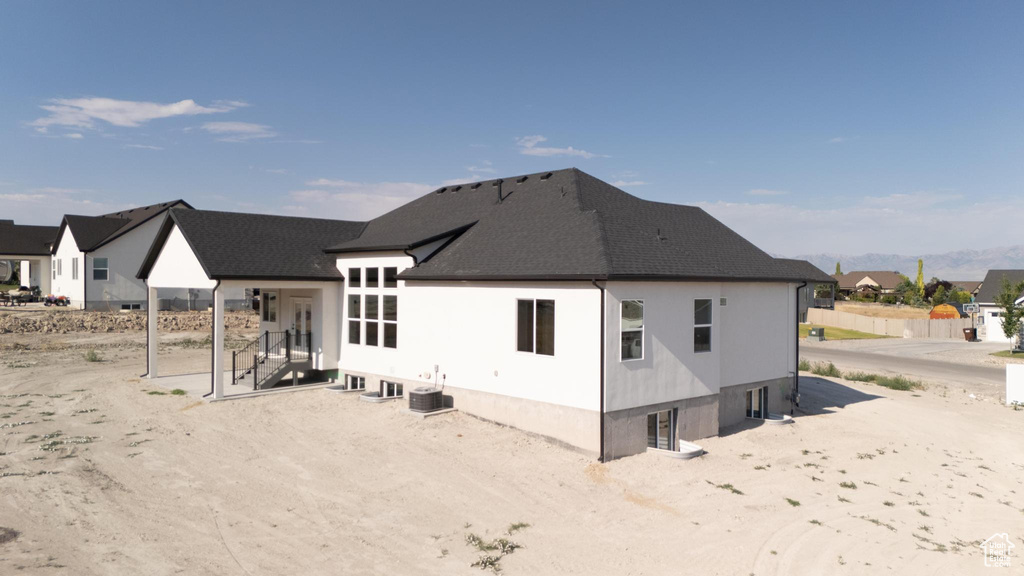 7262 N LAKE DR Lake Point, UT 84074