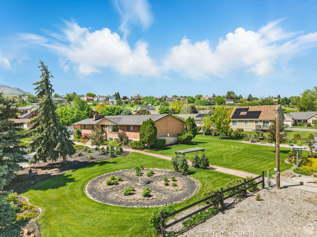 View of yard featuring a residential view