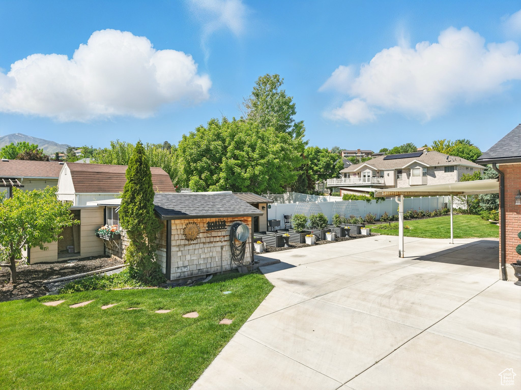 View of yard featuring a patio area