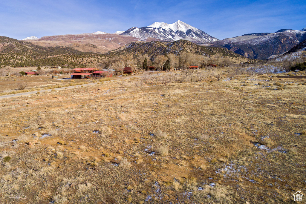 300 S PACK CREEK RD Moab, UT 84532