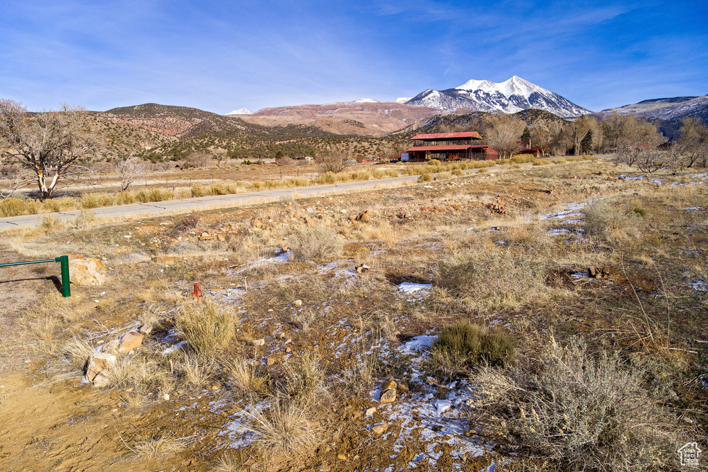 300 S PACK CREEK RD Moab, UT 84532