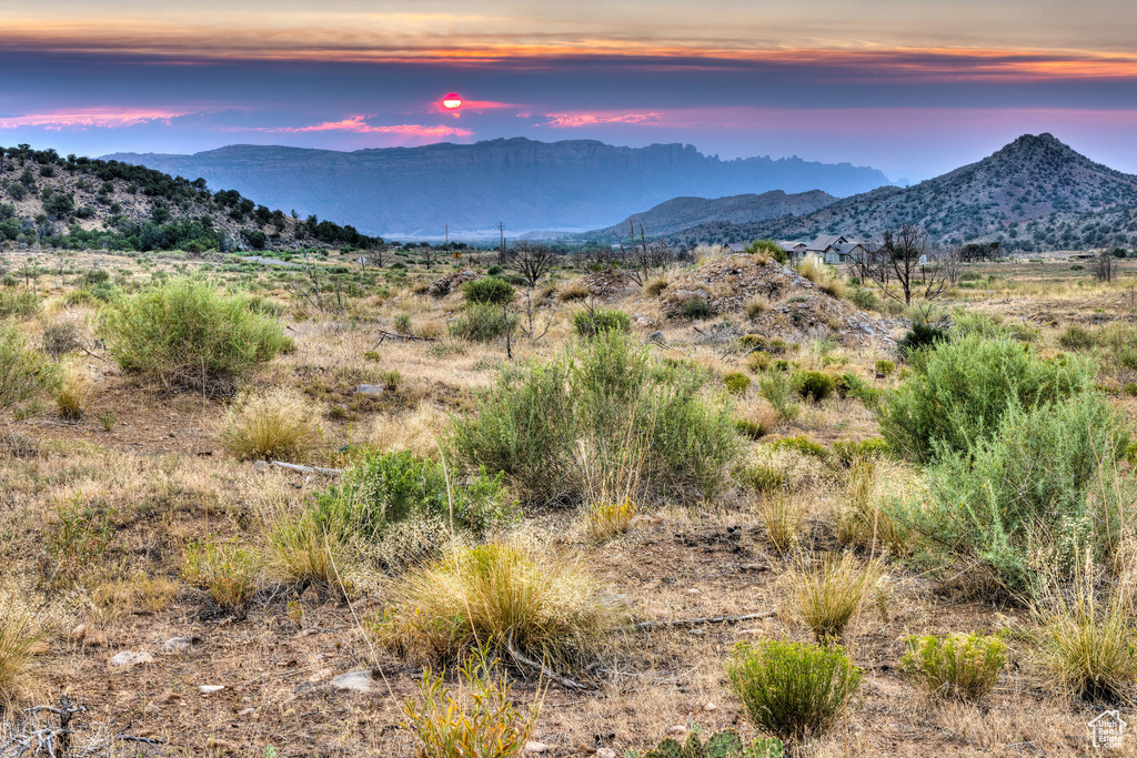 300 S PACK CREEK RD Moab, UT 84532