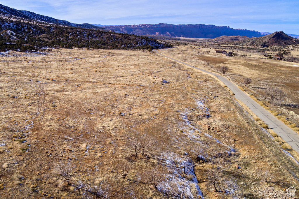 300 S PACK CREEK RD Moab, UT 84532