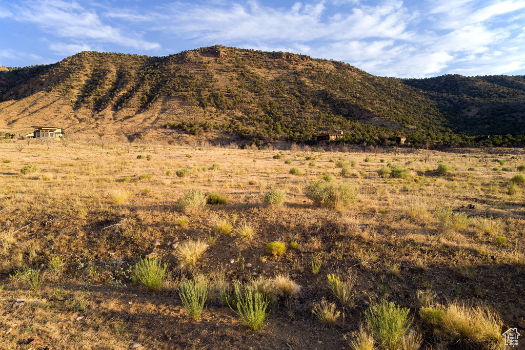 300 S PACK CREEK RD Moab, UT 84532