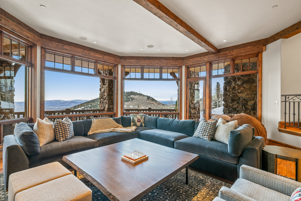 110 WHITE PINE CANYON RD Park City, UT 84060