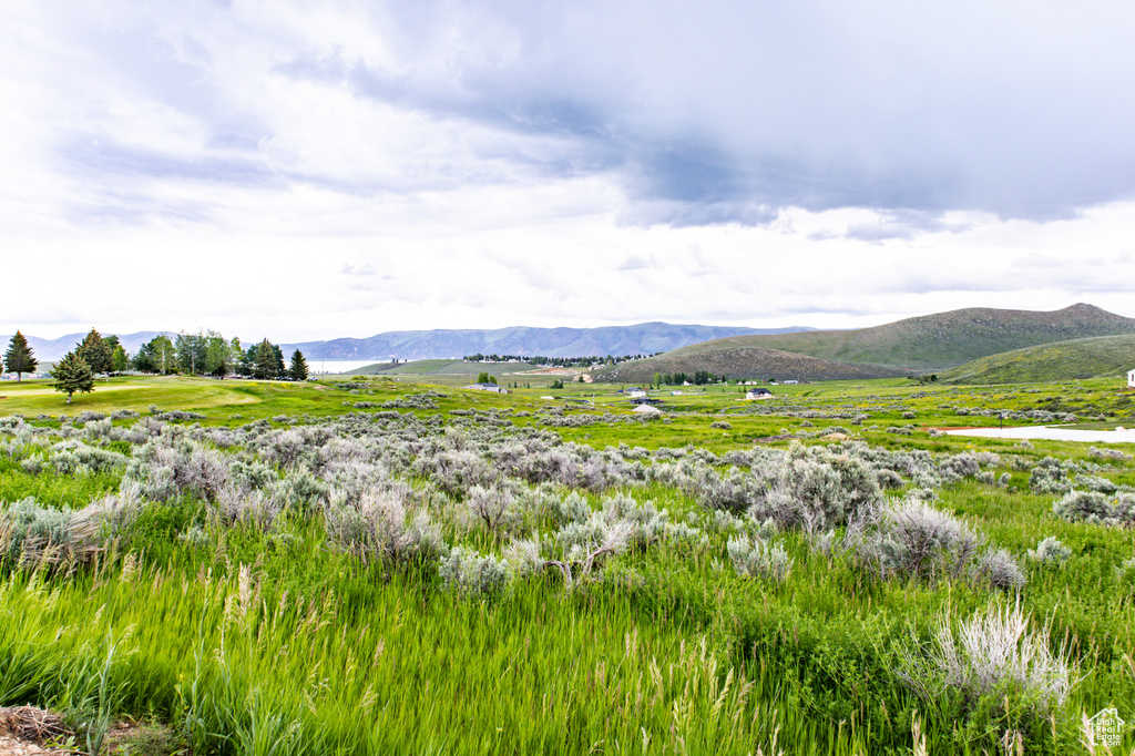 View of mountain feature