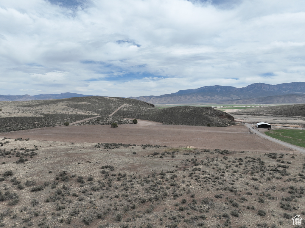 View of mountain feature