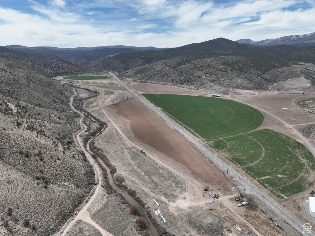 Drone / aerial view featuring a mountain view