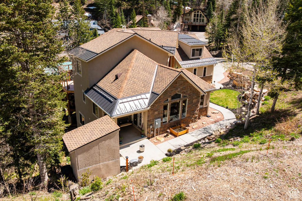 Aerial view of property and surrounding area