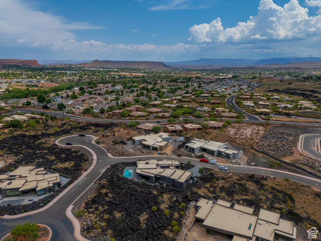Bird's eye view with a mountain view
