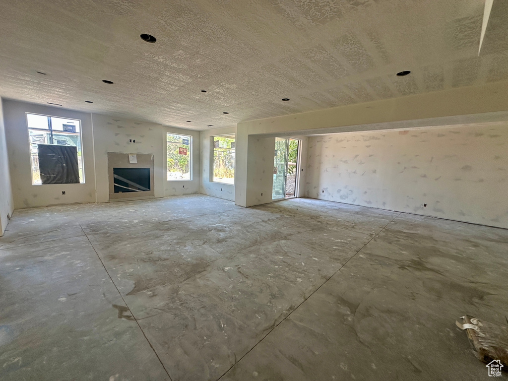 3094 S 2300 E Millcreek, UT 84109