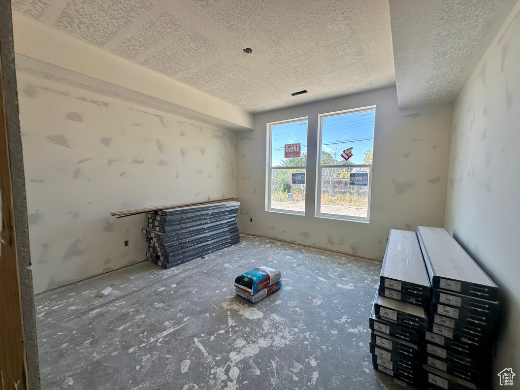 3094 S 2300 E Millcreek, UT 84109