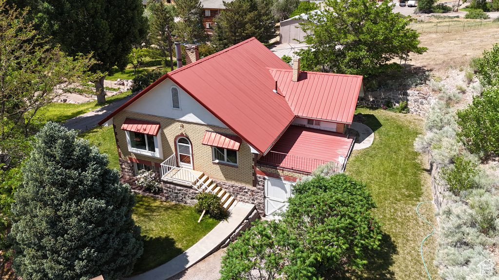 Aerial view of property and surrounding area