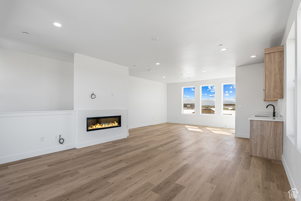 1493 W BURKE LN #101 Farmington, UT 84025