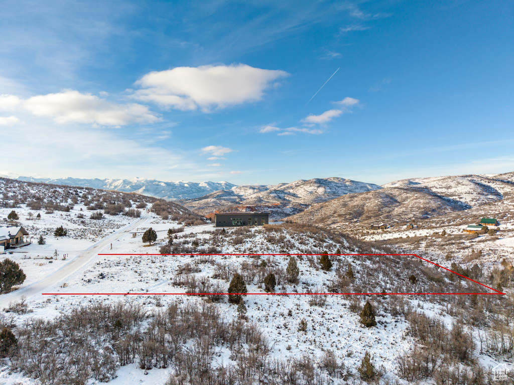 View of mountain feature