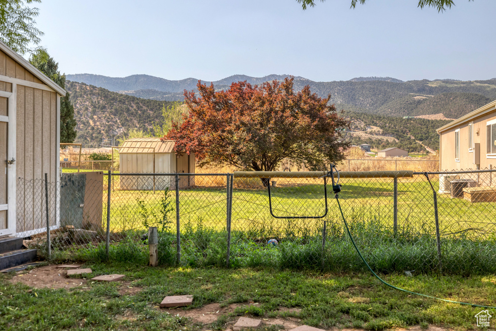 View of yard with a mountain view