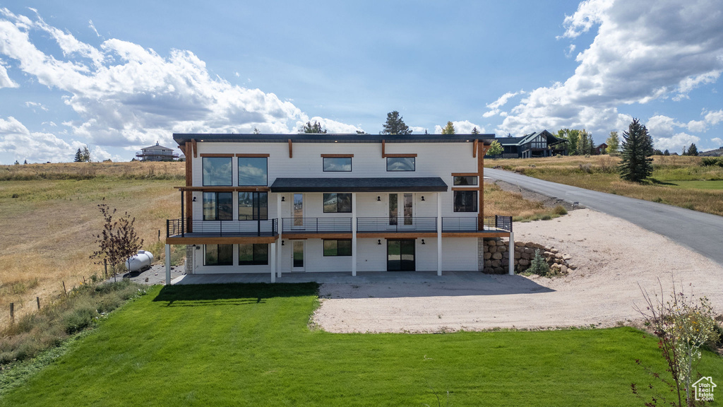 Photo 2 for MLS #2056660 at 2584 S Country Club Dr #12