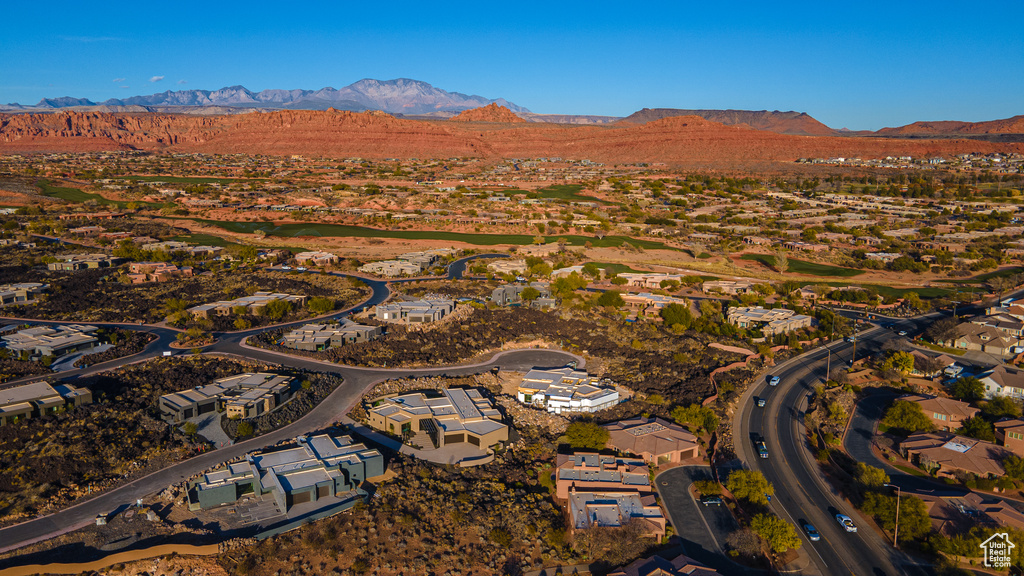 Drone / aerial view featuring a mountain view