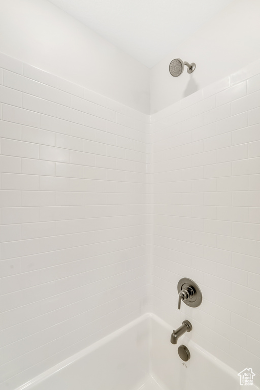 Bathroom with tub / shower combination