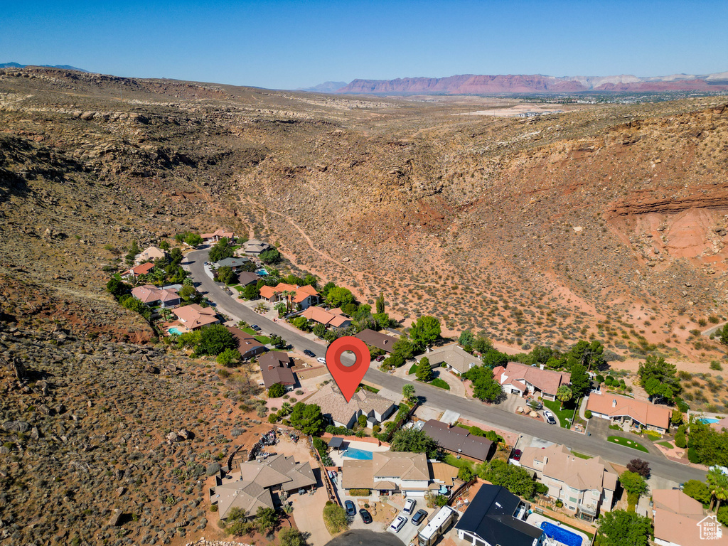 1465 W MONTEZUMA CIR St George, UT 84790