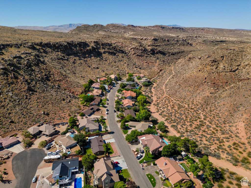 1465 W MONTEZUMA CIR St George, UT 84790
