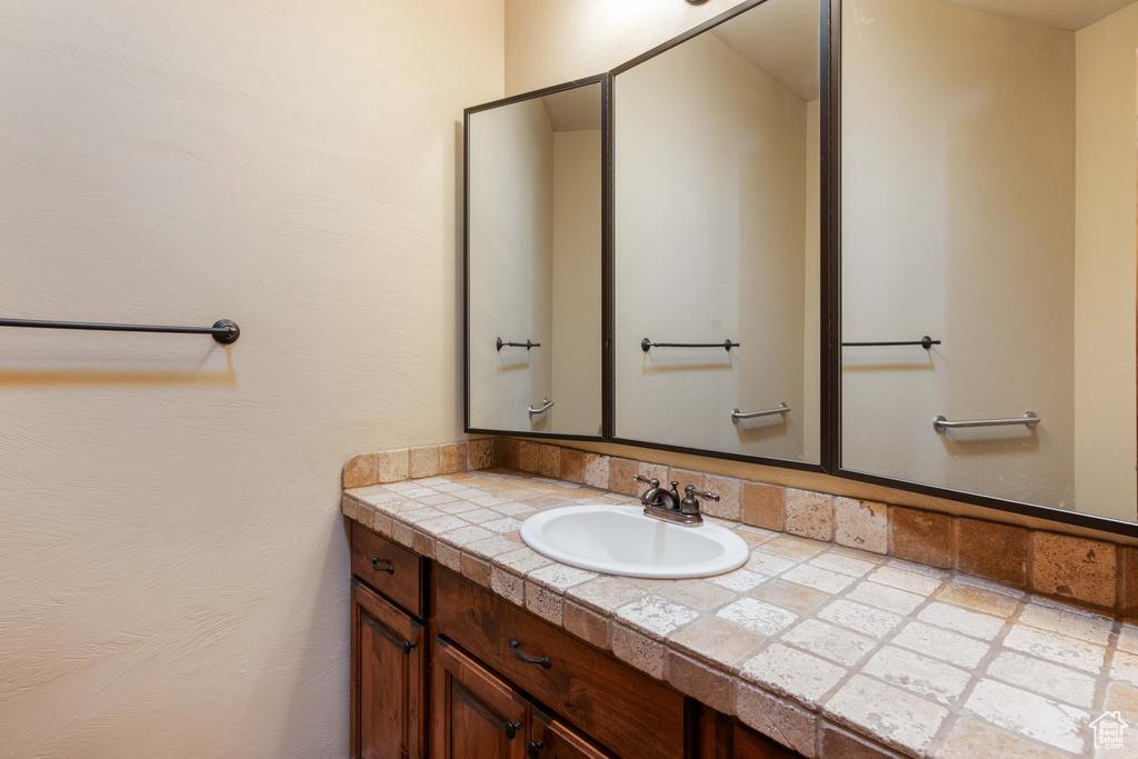 1465 W MONTEZUMA CIR St George, UT 84790