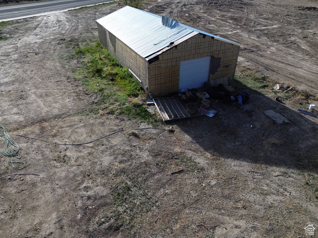 Aerial view of property and surrounding area