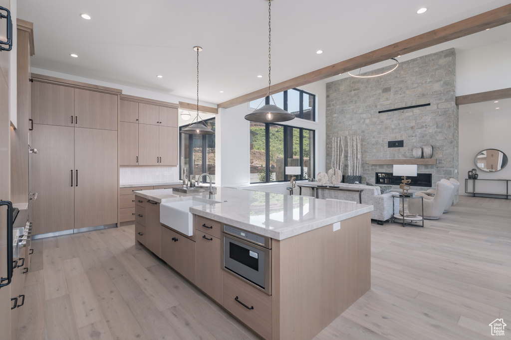 11069 N WRANGLER CIR Hideout, UT 84036
