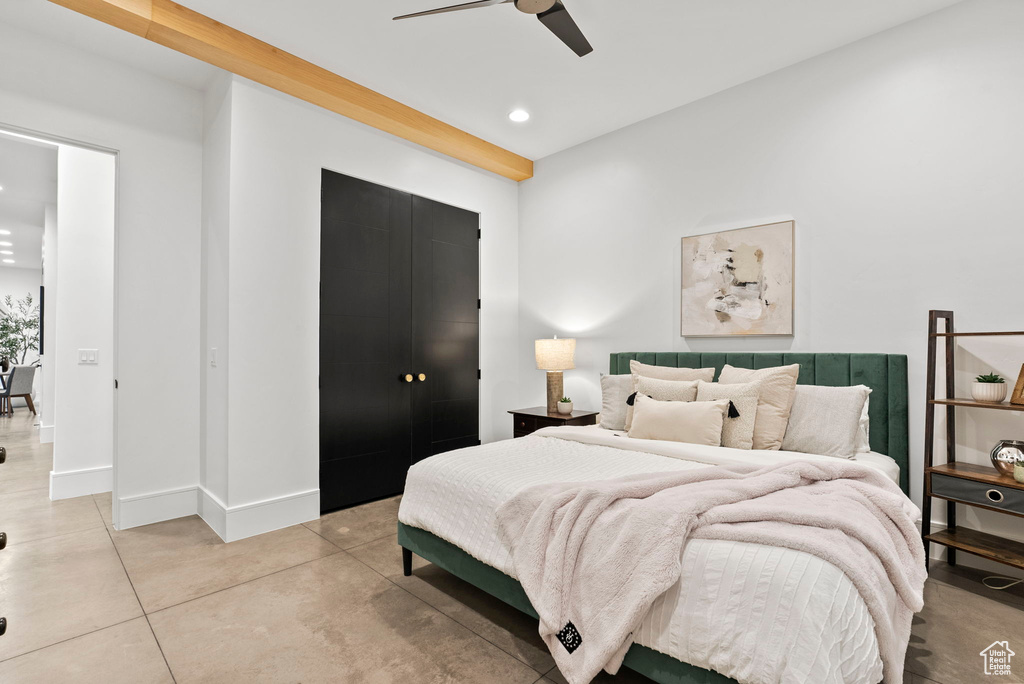 Bedroom with ceiling fan