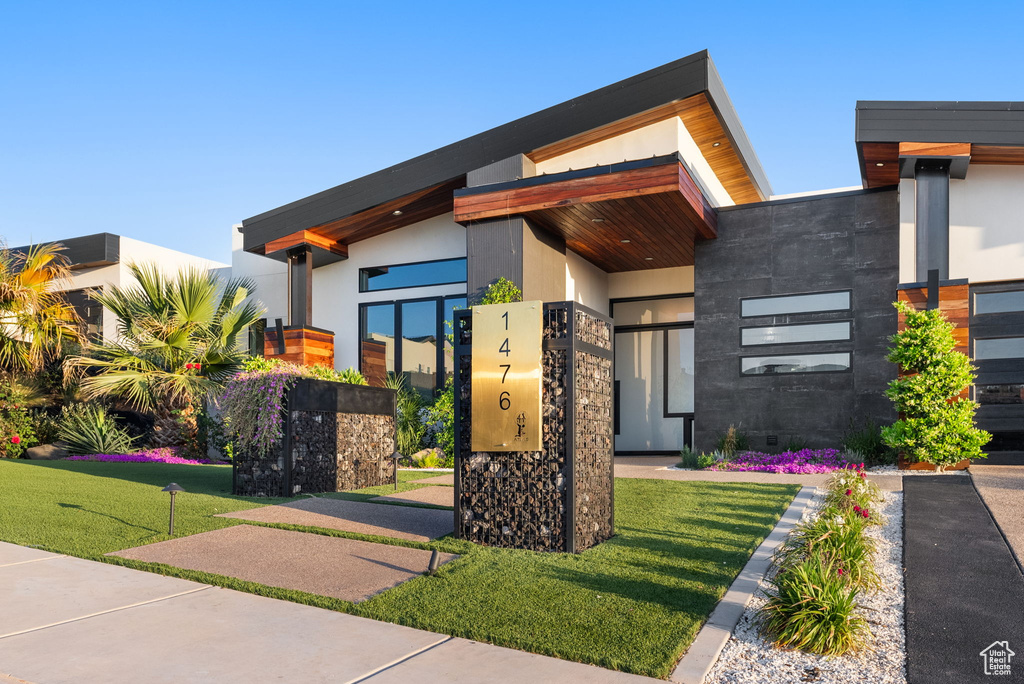 View of contemporary home