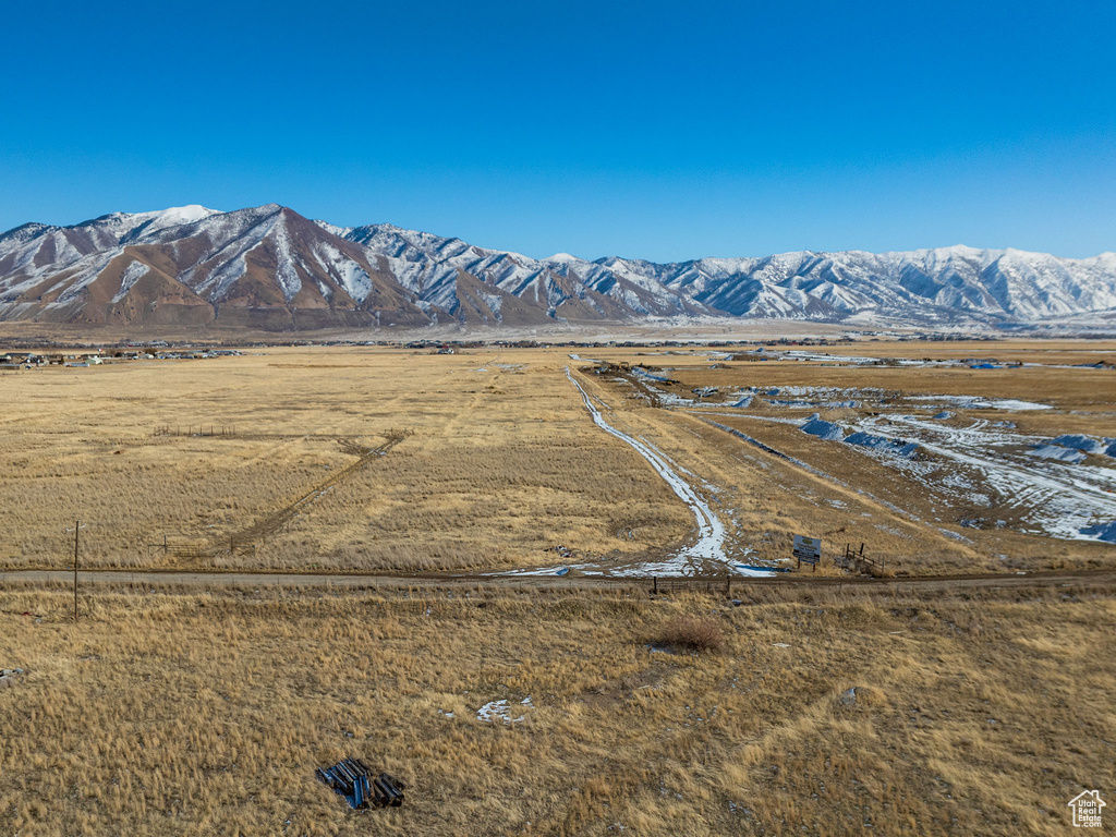 Drone / aerial view with a rural view and a mountain view