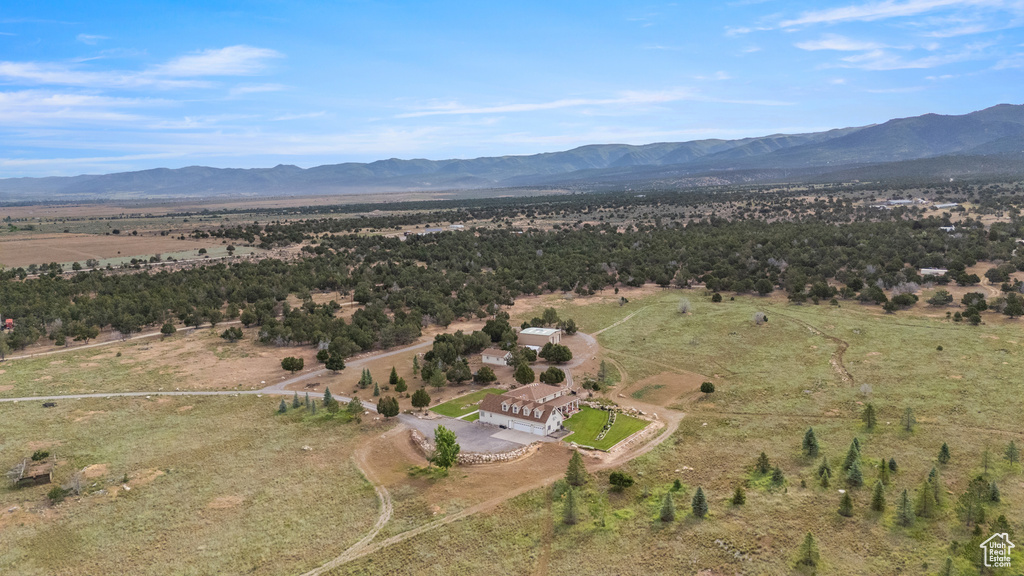 Aerial overview of property\\\\\\\\\\\\\\\\\\\\\\\\\\\\\\\'s location featuring rural landscape and a mountain backdrop