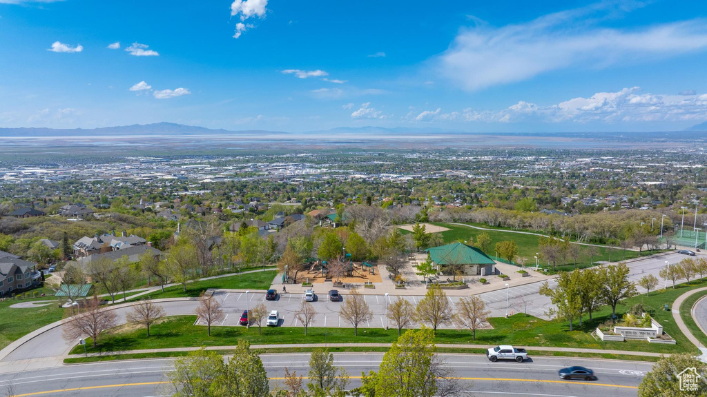 Bird\'s eye view featuring a mountain view