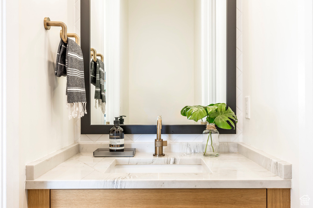 Interior details featuring sink