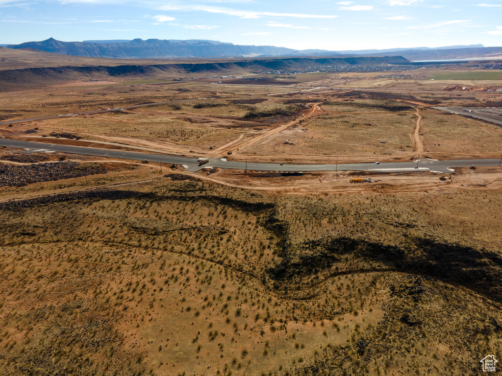 Drone / aerial view featuring a mountain view