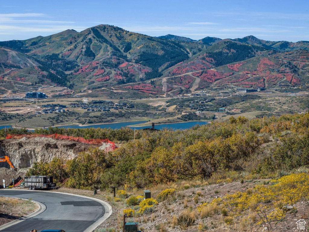 11353 N SOARING HAWK LN Hideout, UT 84036