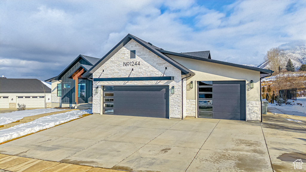 View of front facade with a garage