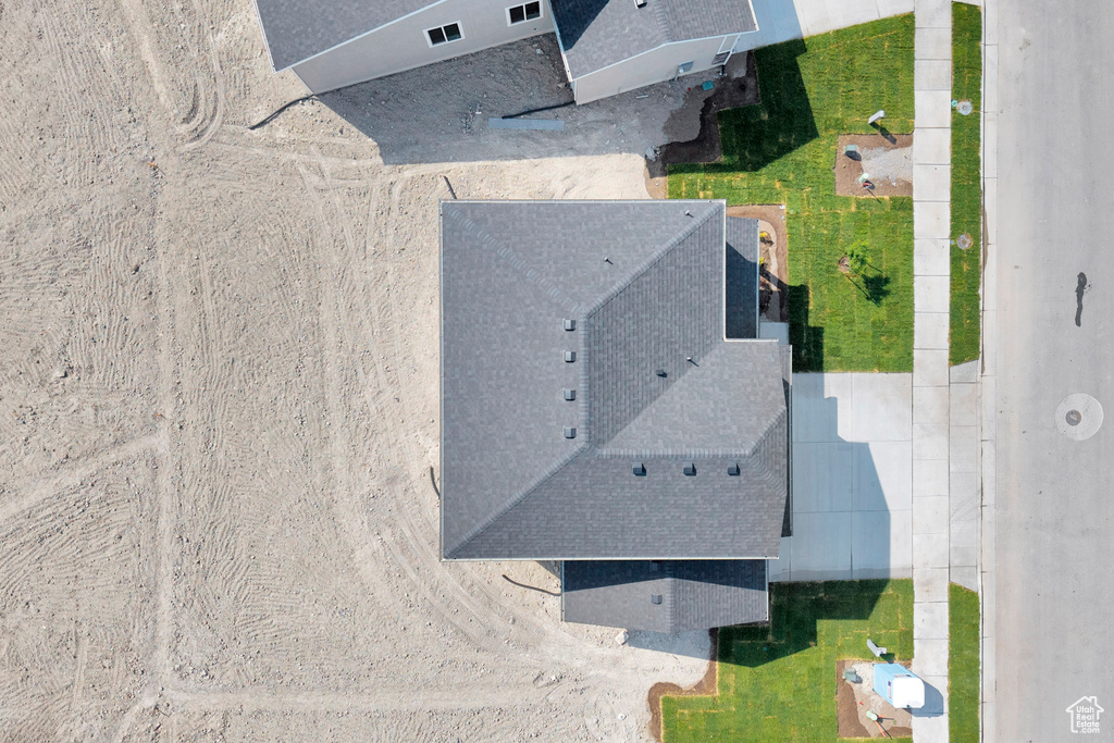 Aerial view of property and surrounding area