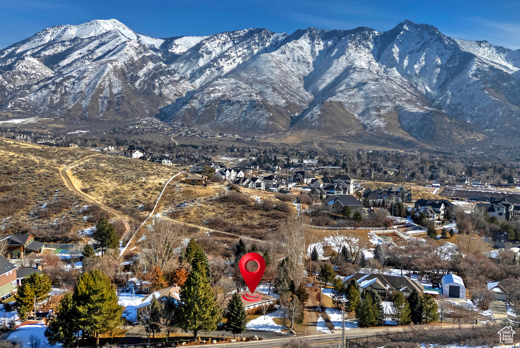 View of mountain feature