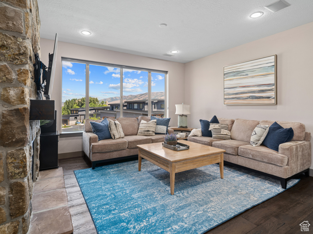 819 S EDGEWATER CT #9 Huntsville, UT 84317