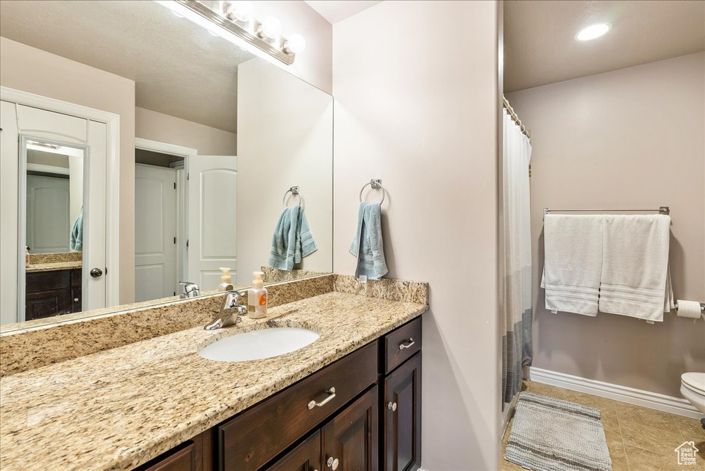1841 E WHITETAIL DR Layton, UT 84040