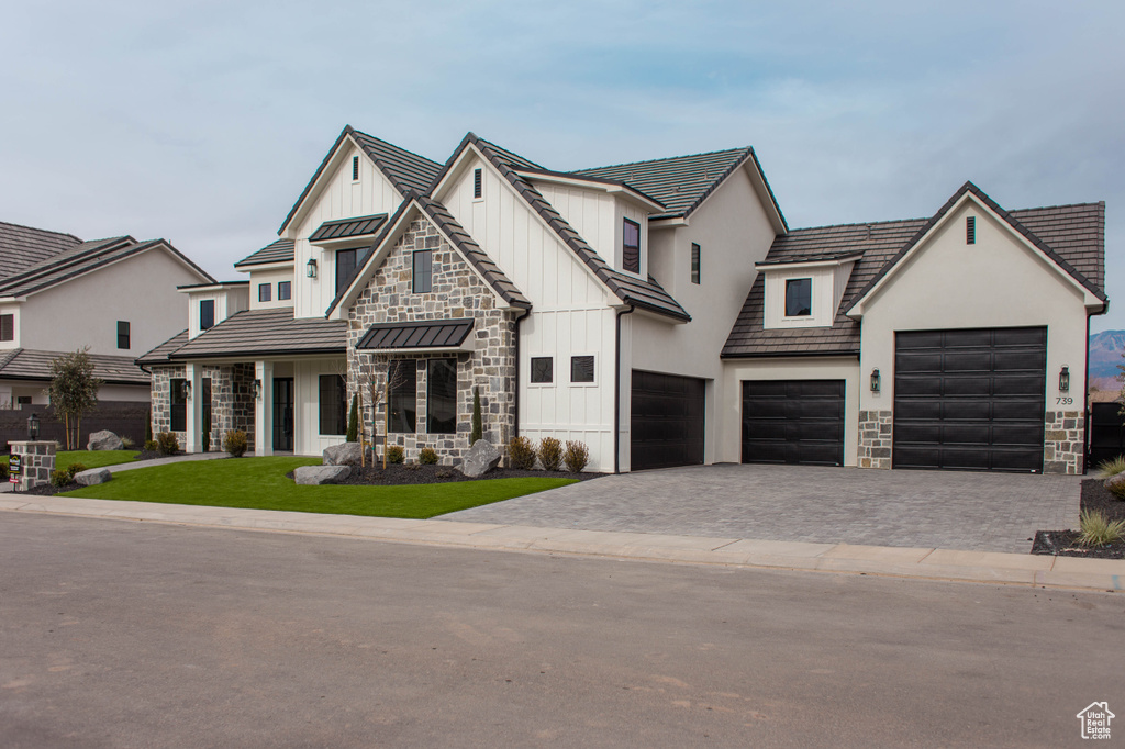 View of front of home with a front yard