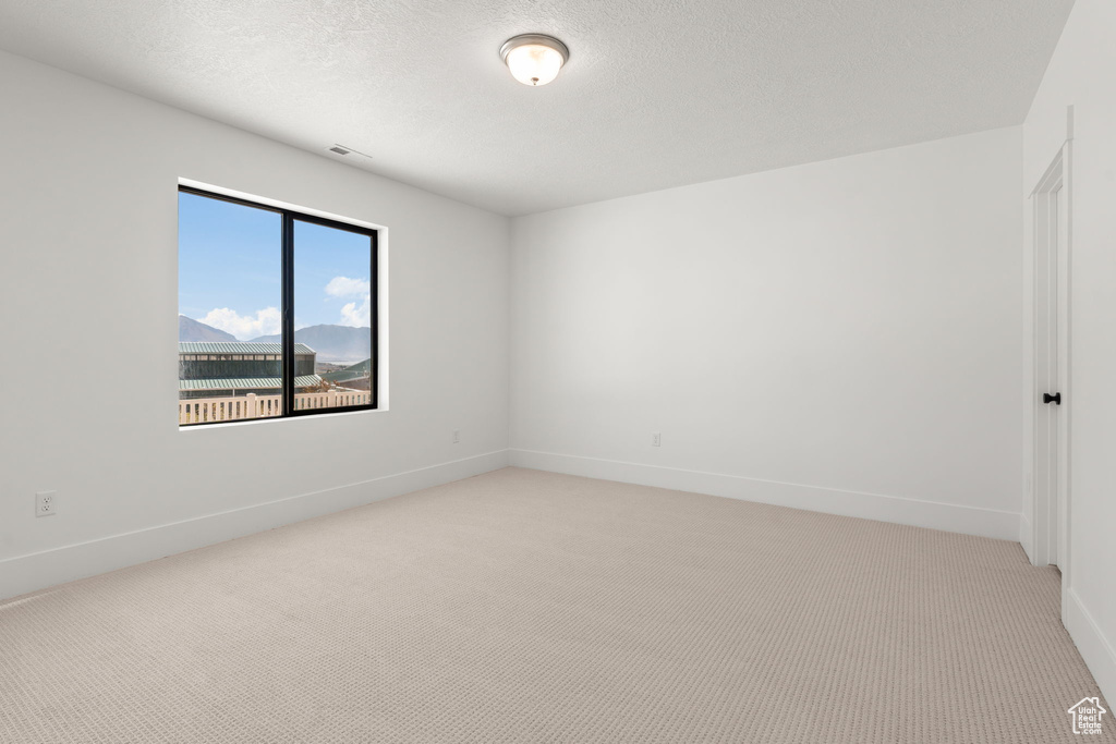 492 N PINNACLE LN #6 Saratoga Springs, UT 84045