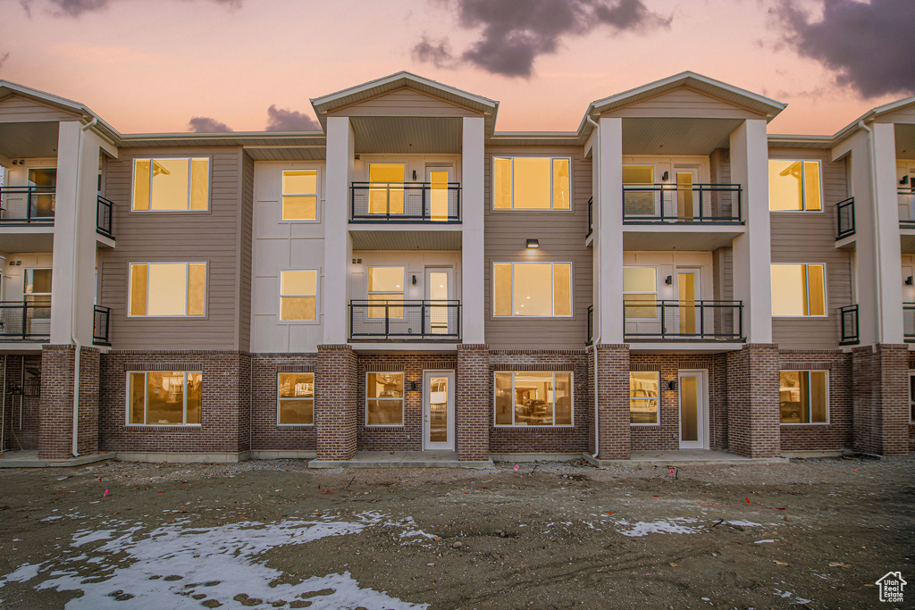 Photo 3 for MLS #2059767 at 155 E 900 South #212