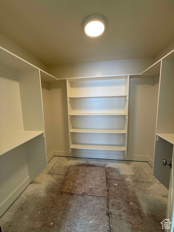 View of walk in closet