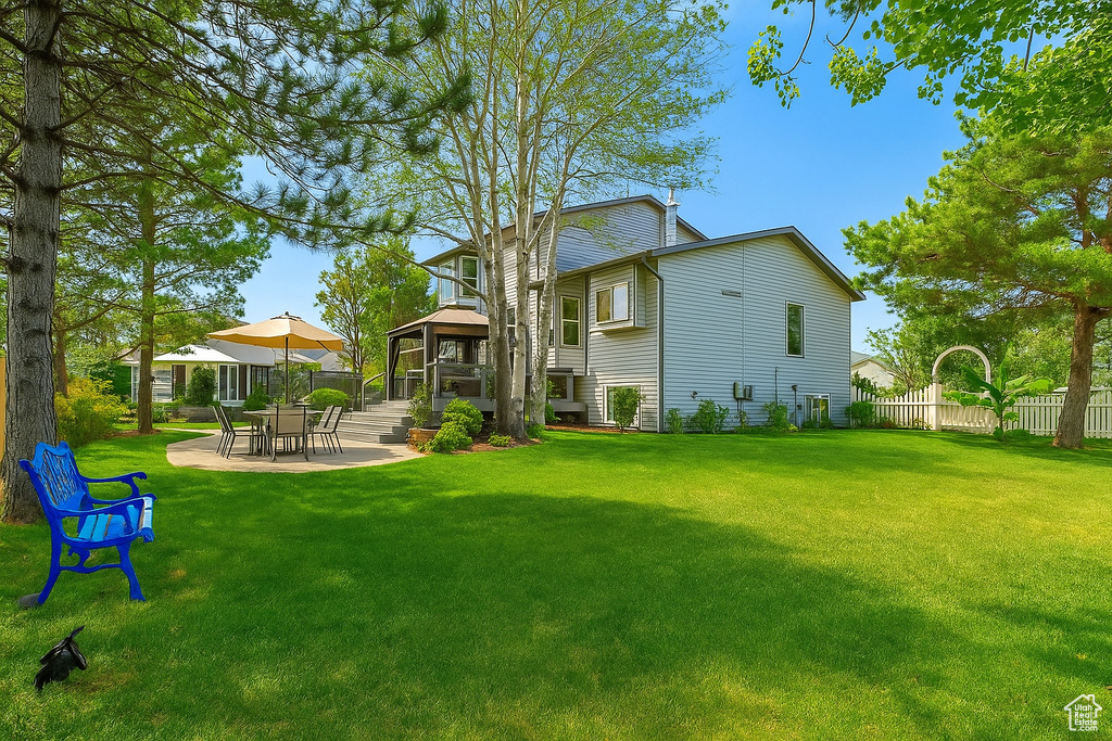 View of yard featuring a patio