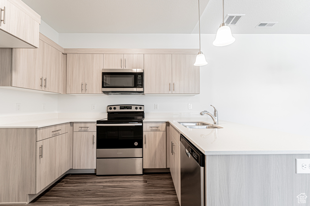 13742 S HANLEY LN #GG301 Riverton, UT 84096